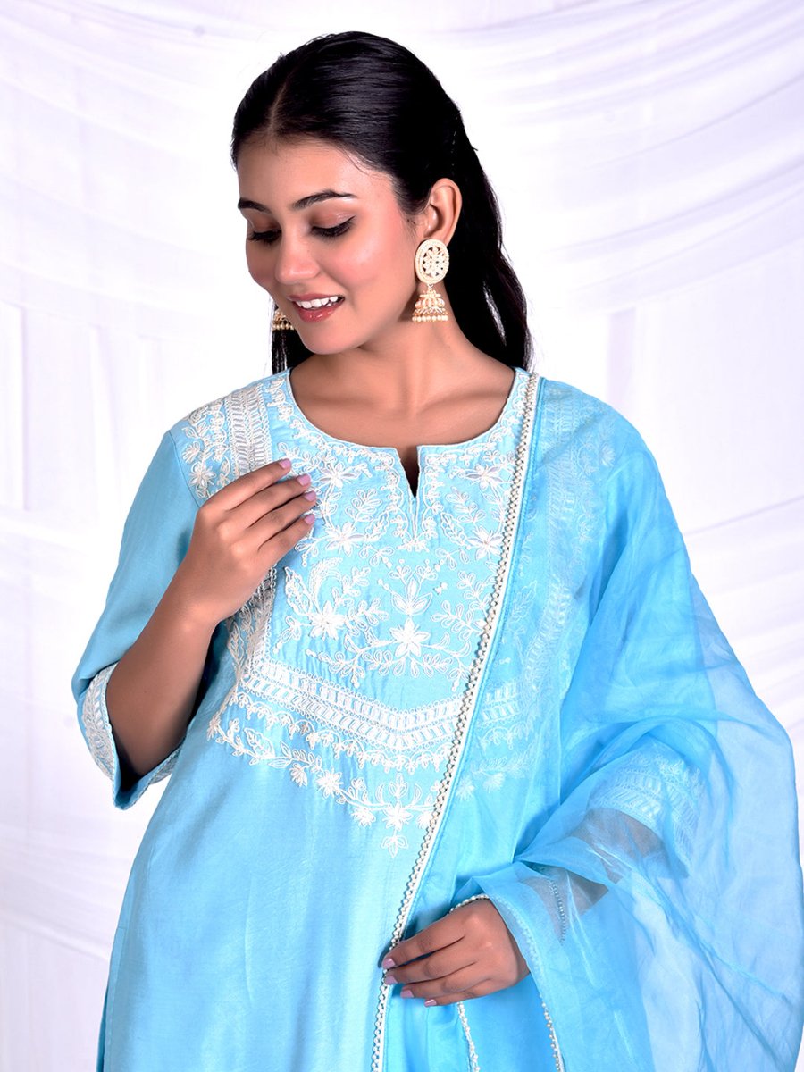 Powder blue dori & thread work embroidery kurta set with dupatta - Mahukaa
