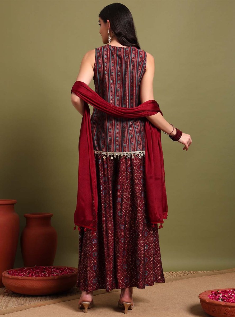 Printed Maroon V - Neckline Kurta Set With Lace Detaling & Dupatta - Mahukaa